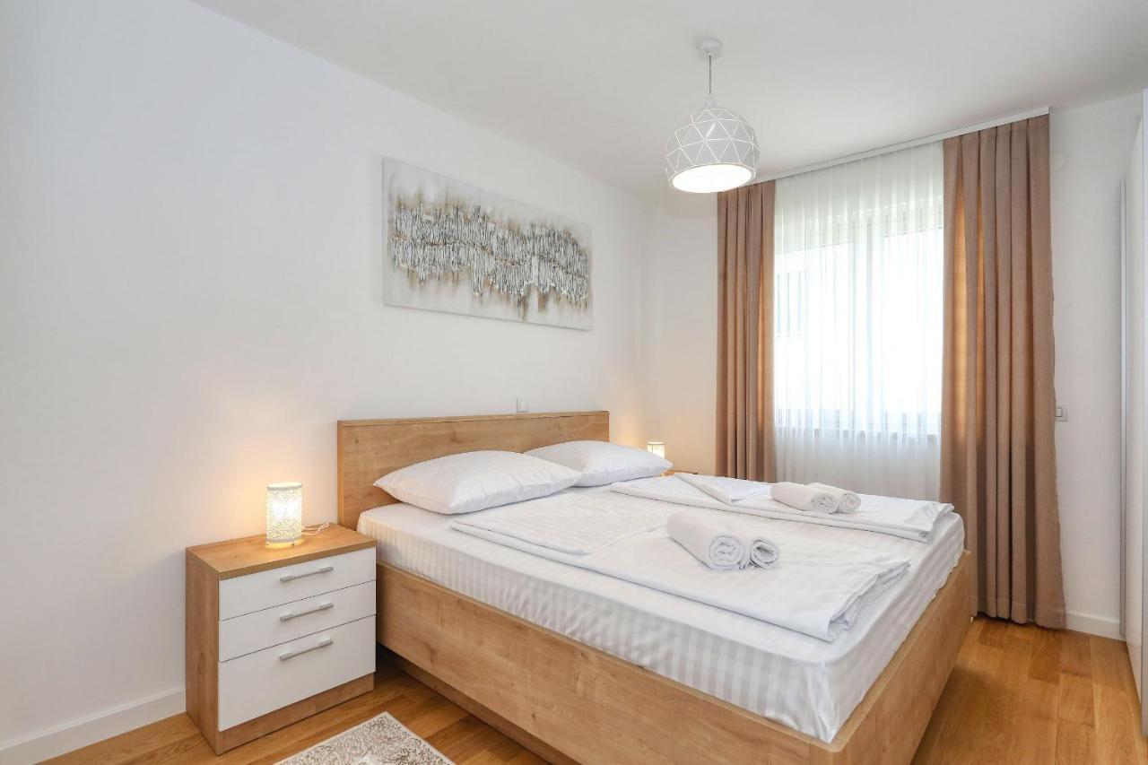 Apartments Luna With Free Parking Zadar Eksteriør billede