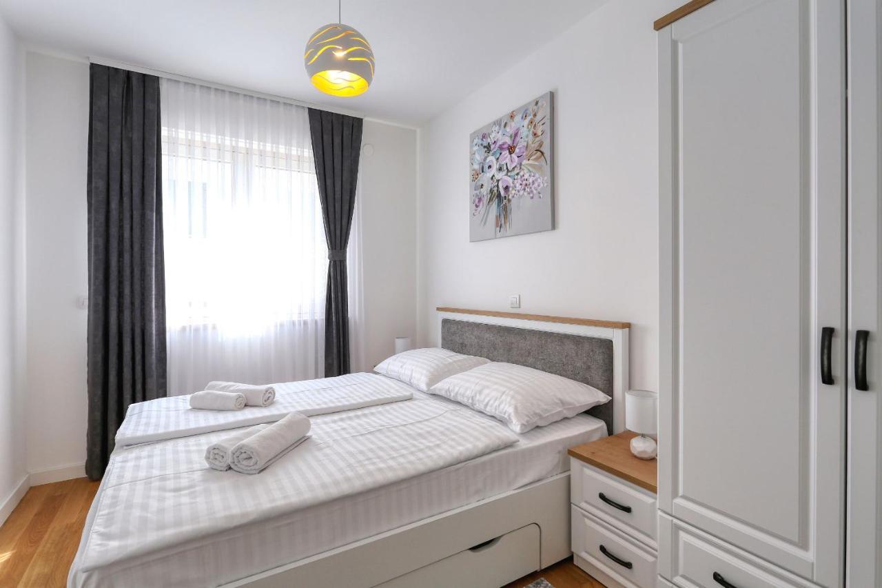 Apartments Luna With Free Parking Zadar Eksteriør billede