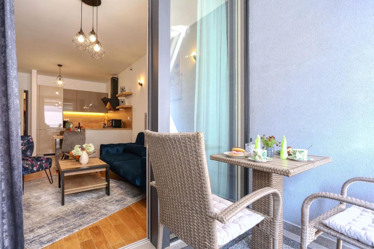 Apartments Luna With Free Parking Zadar Eksteriør billede
